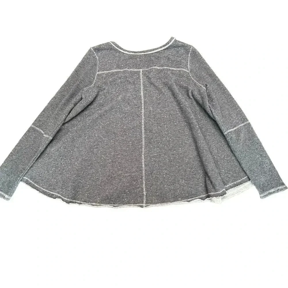 Free People‎ Women's Medium Lacey Love Blue/White Striped Sweater